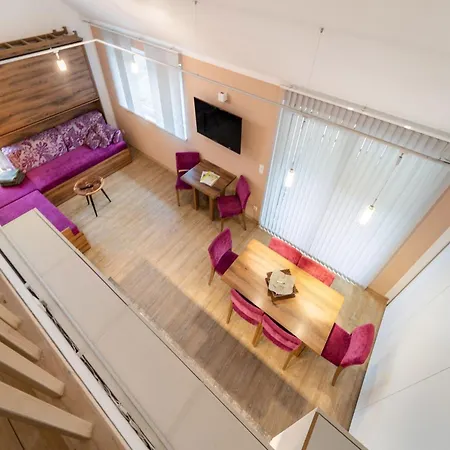 Large In Sankt Georgen With Balcony Apartment *