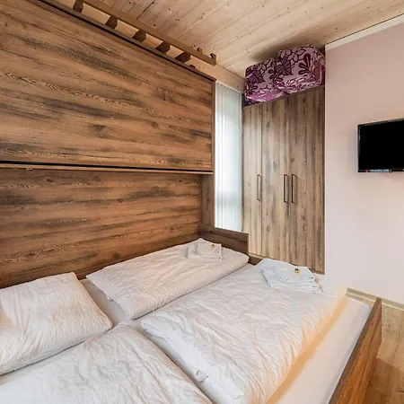 Large In Sankt Georgen With Balcony Apartment