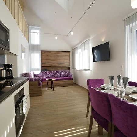 Large In Sankt Georgen With Balcony Apartment Furstau