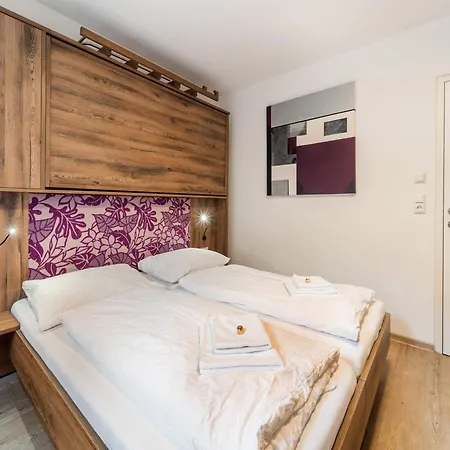 Large In Sankt Georgen With Balcony Apartment